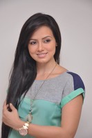 Sana Khan Latest Pics